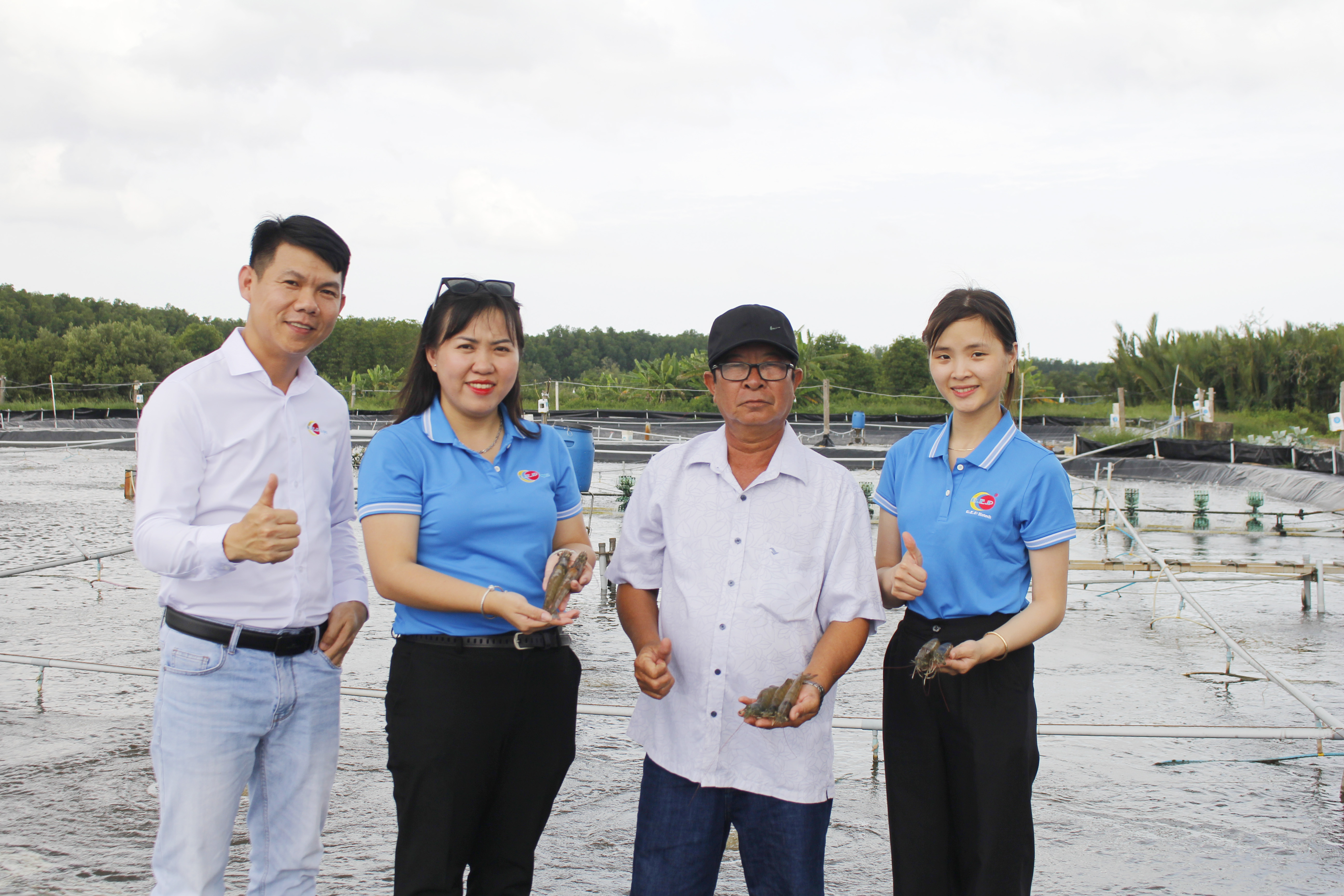 Chúc mừng farm tôm về đích tôm size khủng 20 con chỉ sau 108 ngày nuôi!