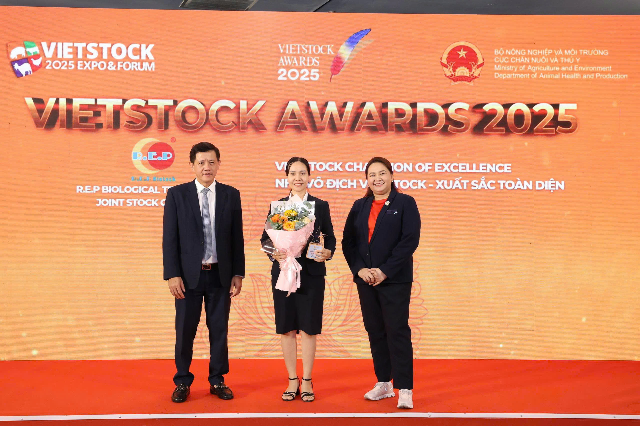 R.E.P Biotech trở thành “Nhà vô địch” Vietstock 2025